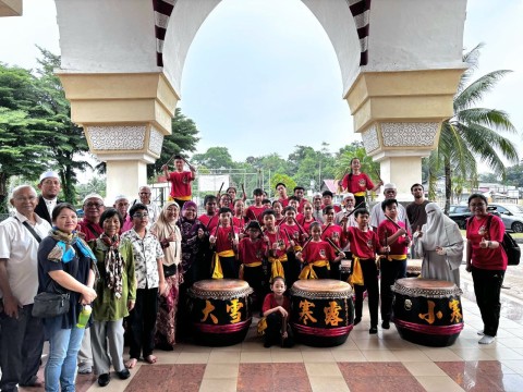 PERJUMPAAN MUHIBBAH BERSAMA NON MUSLIM